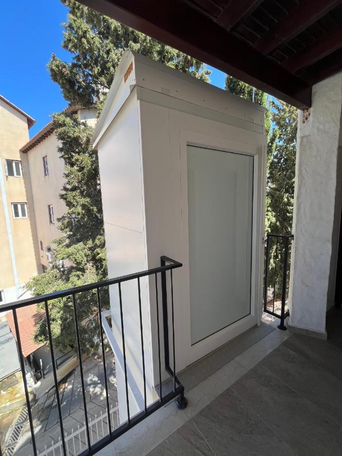 Papho'S Mare Apts Paphos Bagian luar foto